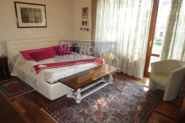 camera matrimoniale - UNIFAM. AUTONOMA THIENE (VI) CENTRO 